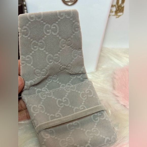 Gucci Interlocking G's Necklace - Picture 6 of 9